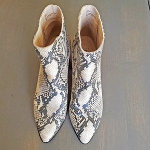 Steven Madden Cream Reptile Booties